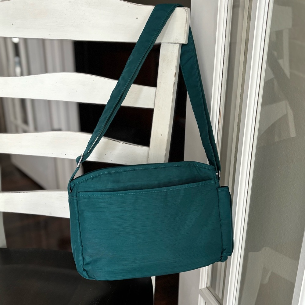 Lug Wings Quilted Flap Crossbody Rfid Bag Travel Organizer Teal - Picture 5 of 10